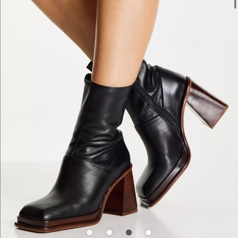 ASOS Rochelle leather boots /booties - size 5